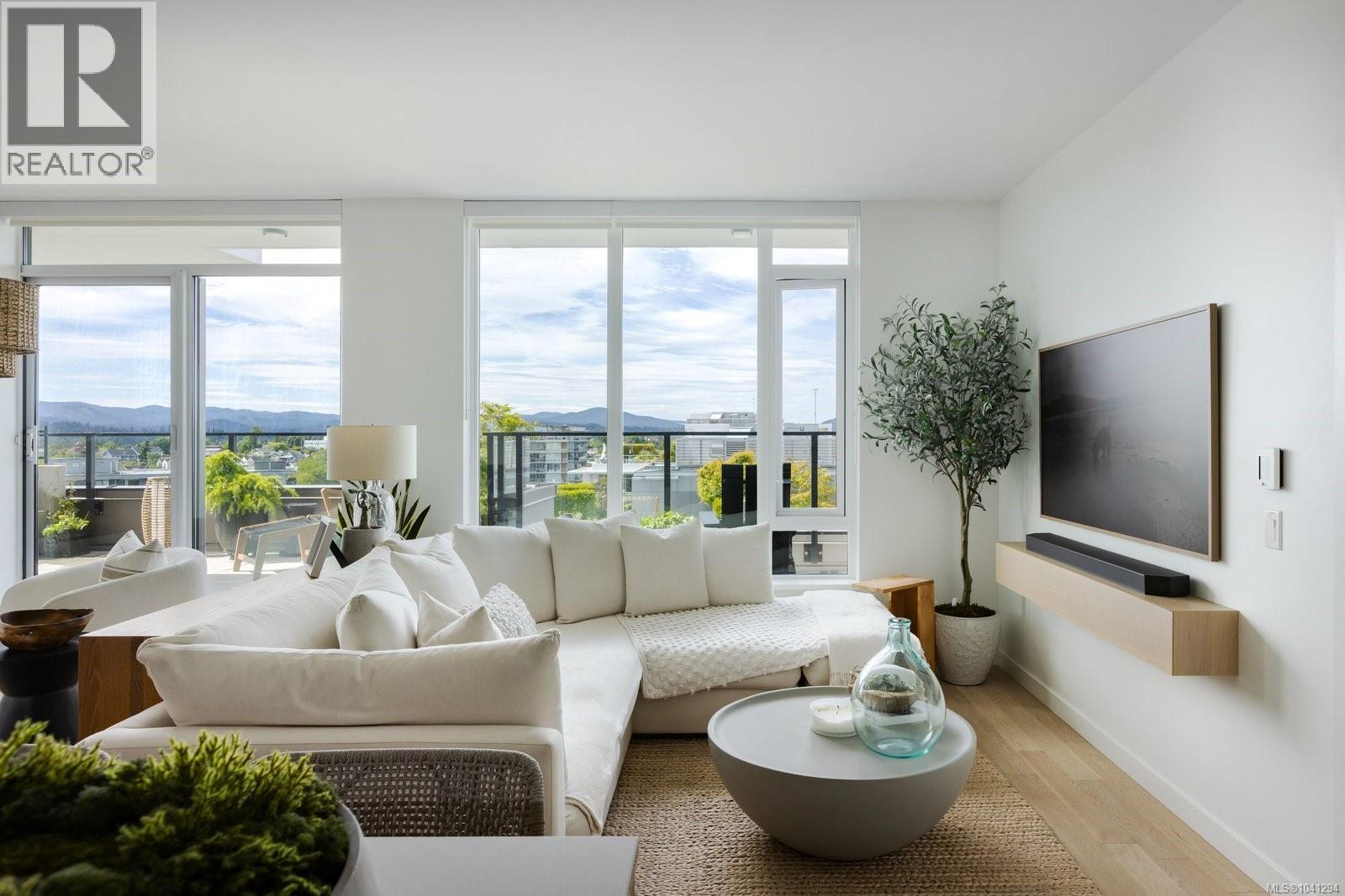 1205 369 Tyee Road, Victoria