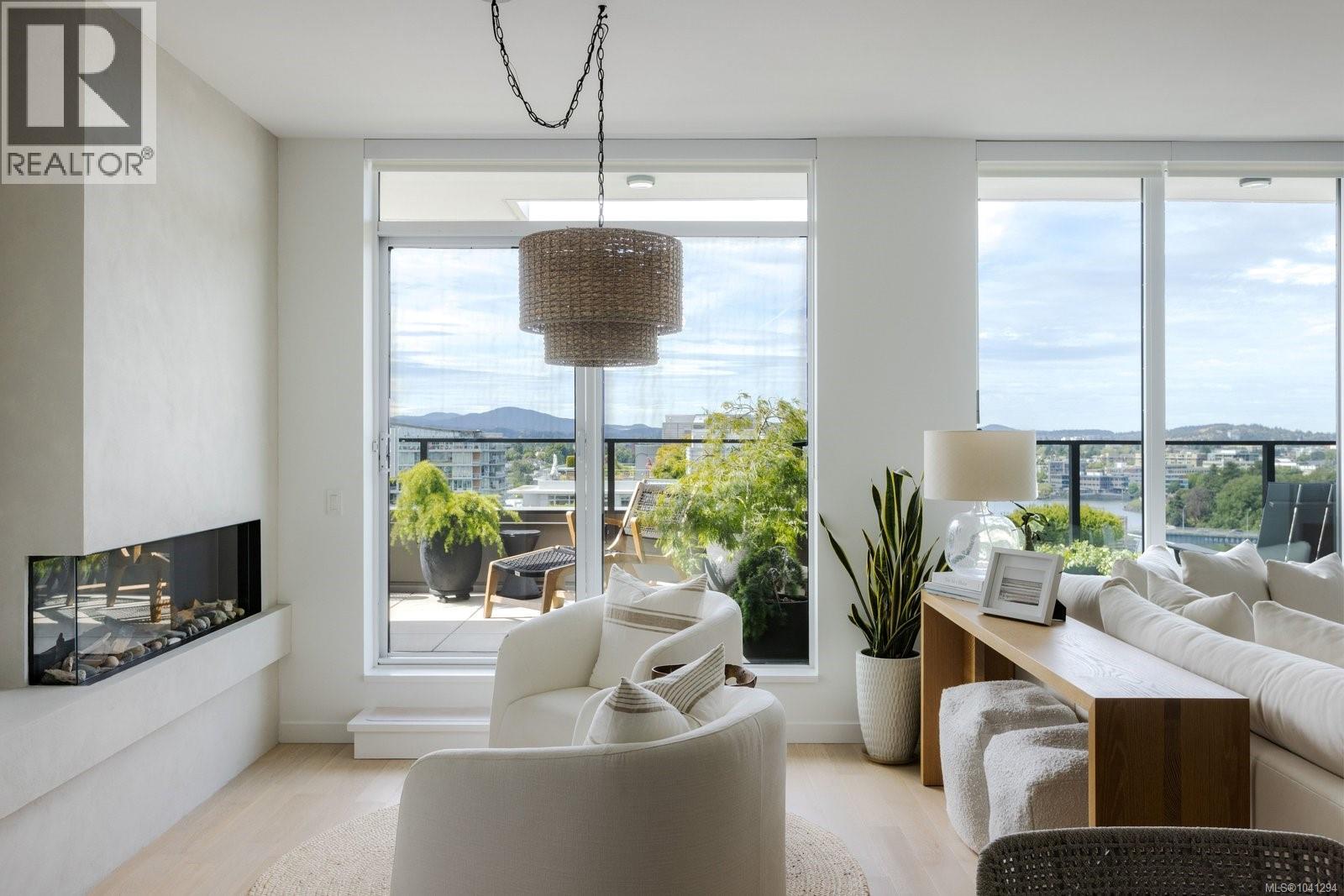 1205 369 Tyee Road, Victoria