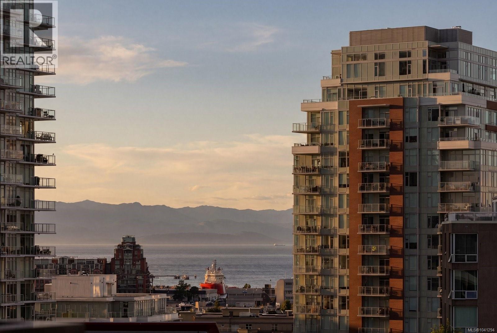 1205 369 Tyee Road, Victoria