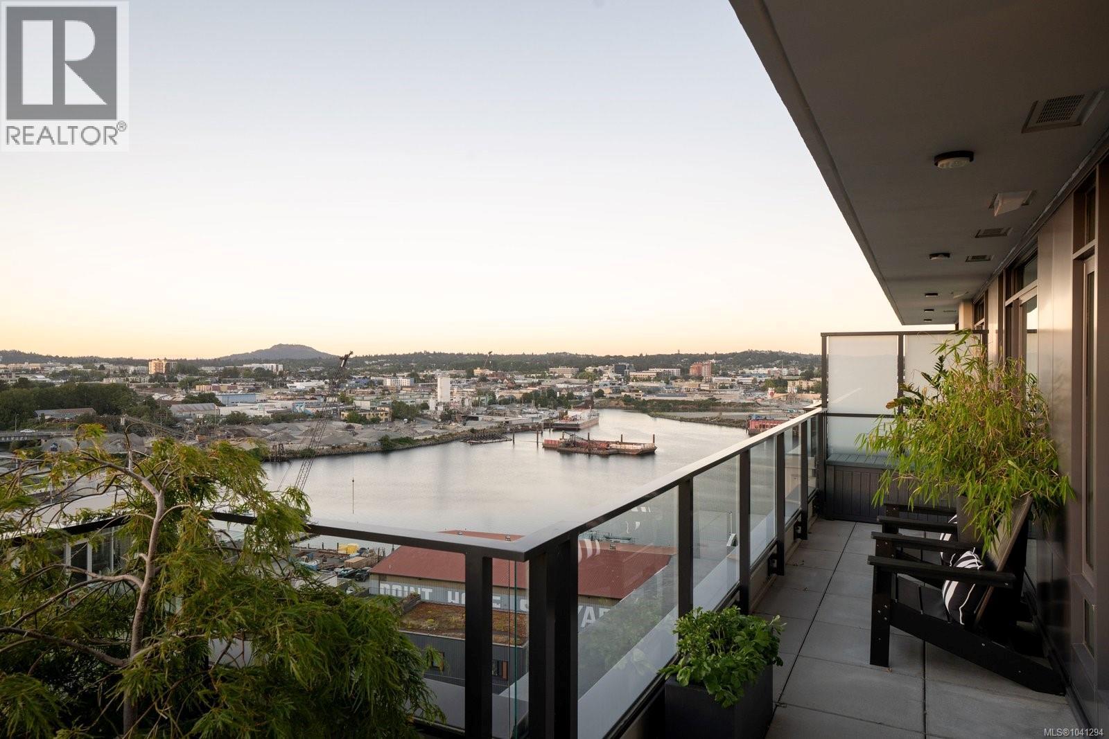 1205 369 Tyee Road, Victoria