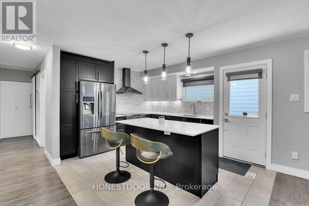 3 Bed, 3 Bath House for Sale in Ottawa – 2601 NEEDHAM CRESCENT, Ottawa – MLS# X13480376 - Image 14