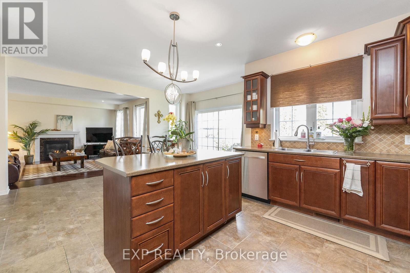 167 CHENOA WAY - 21