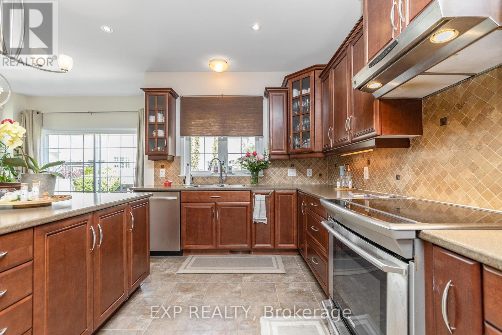 167 CHENOA WAY - 22