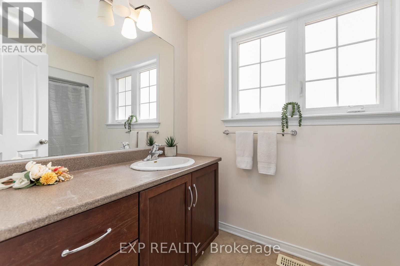 167 CHENOA WAY - 36