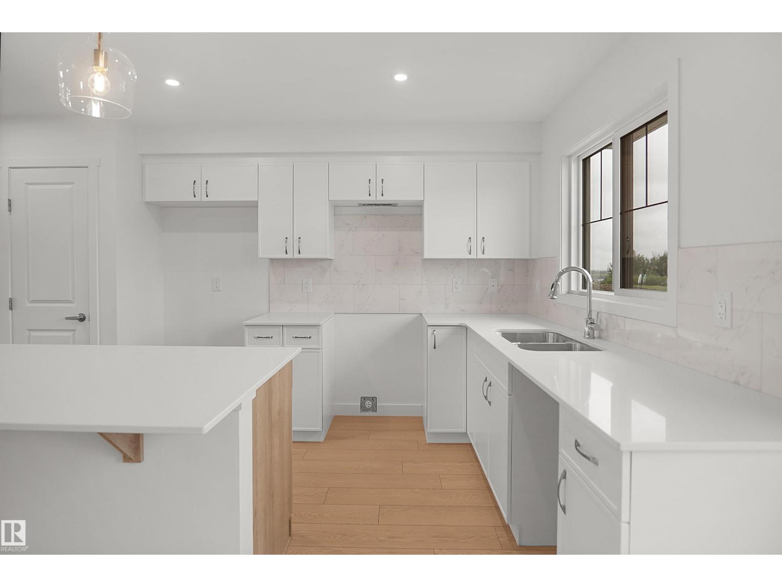 13131 214 ST NW - 11