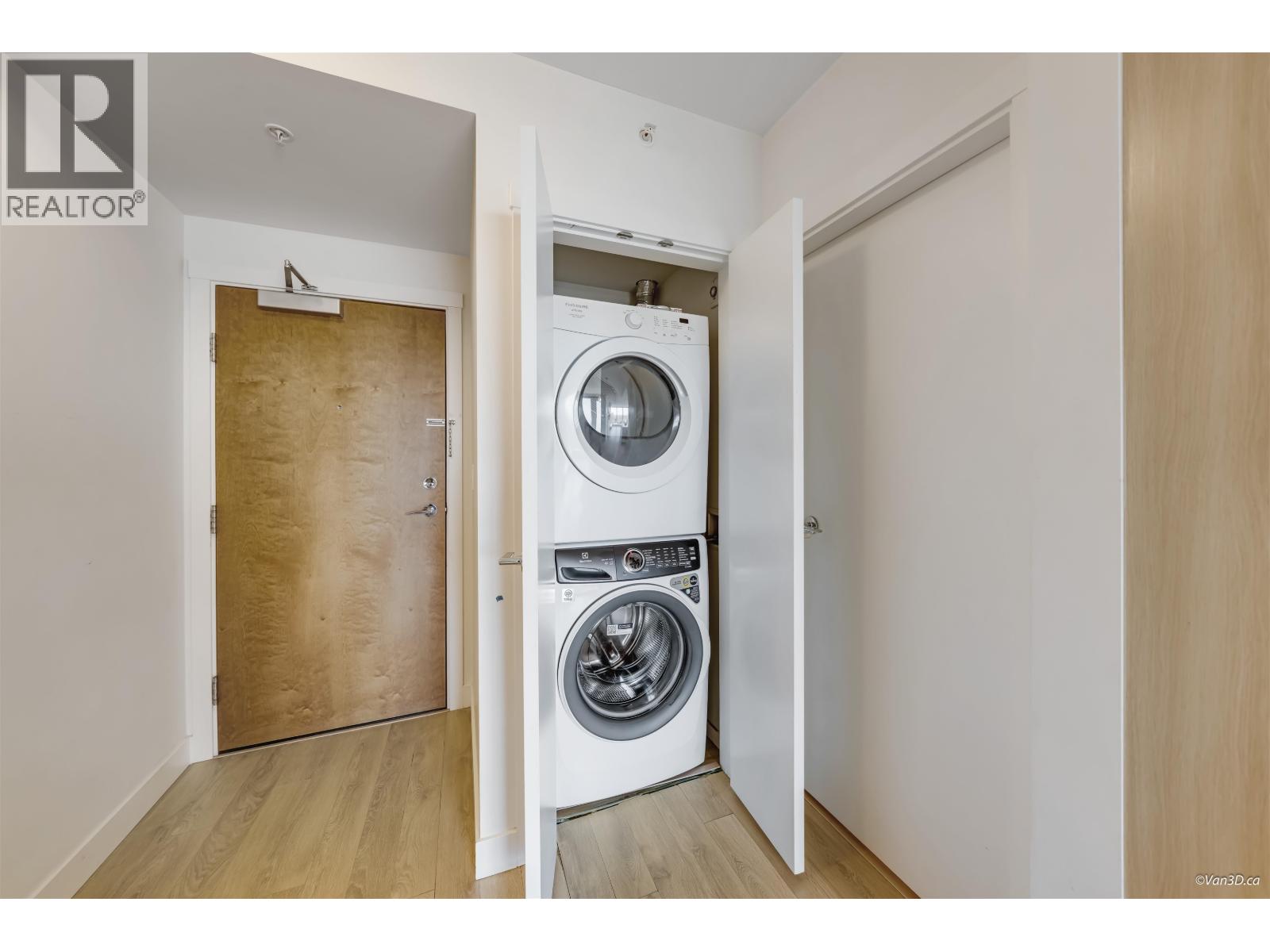 #1901-8288 GRANVILLE Avenue, Richmond