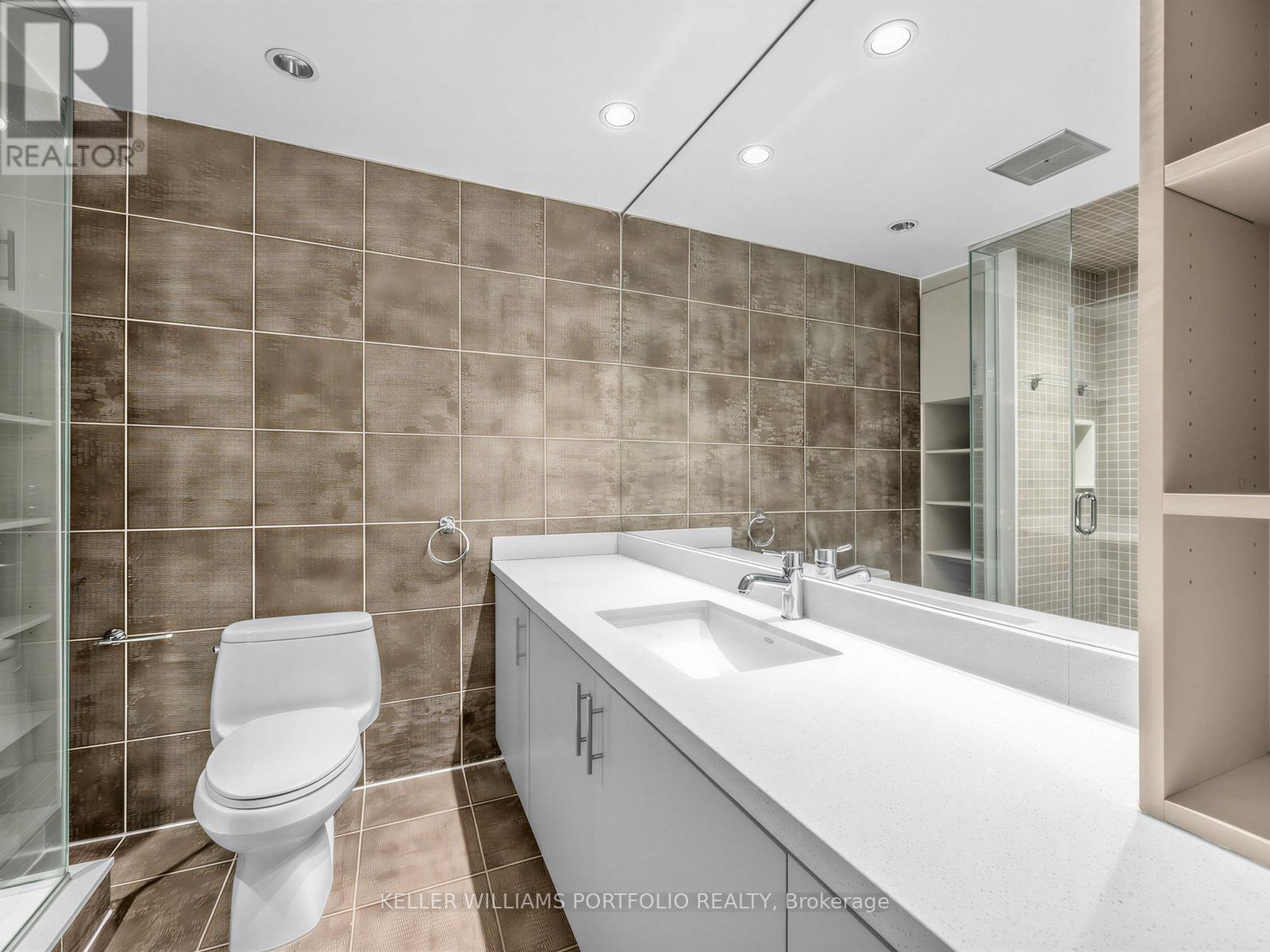 59 CRICKLEWOOD CRESCENT - 32