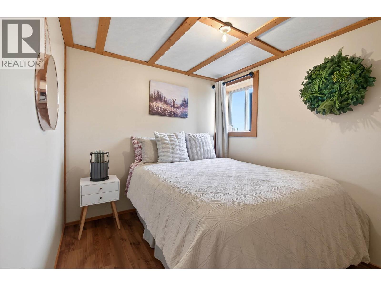 524 DEER Drive - 56