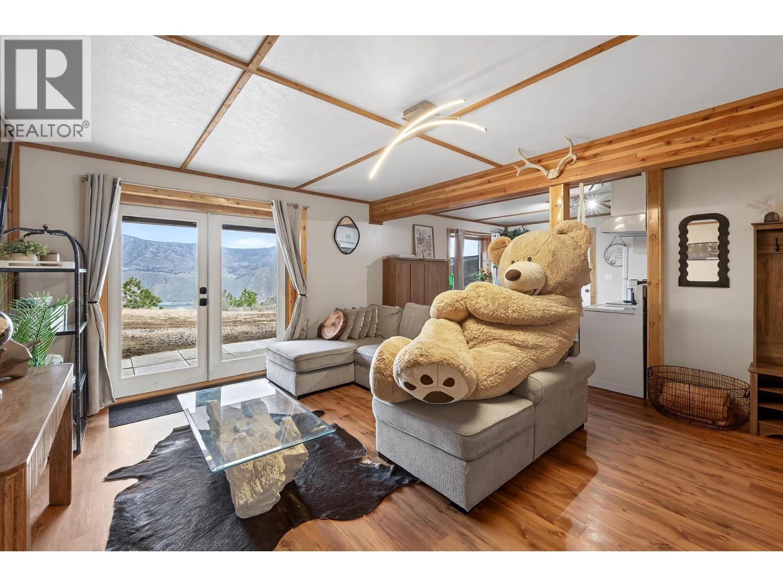 524 DEER Drive - 51