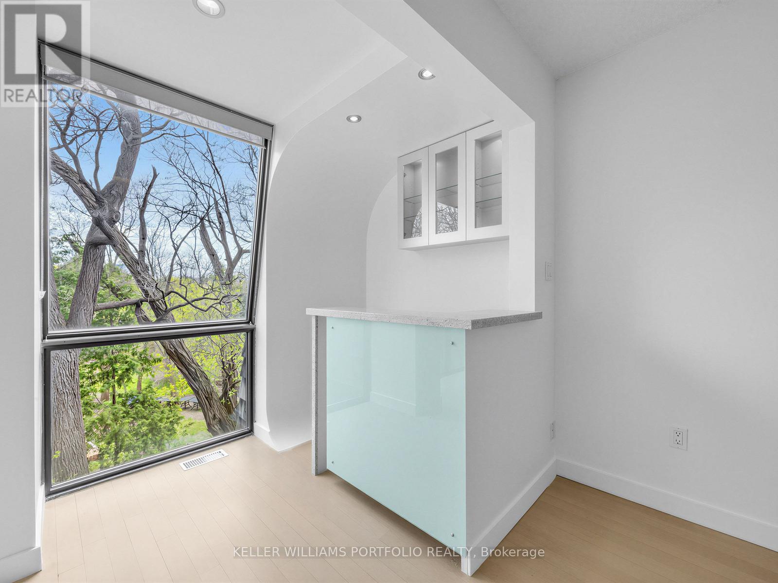59 CRICKLEWOOD CRESCENT - 17