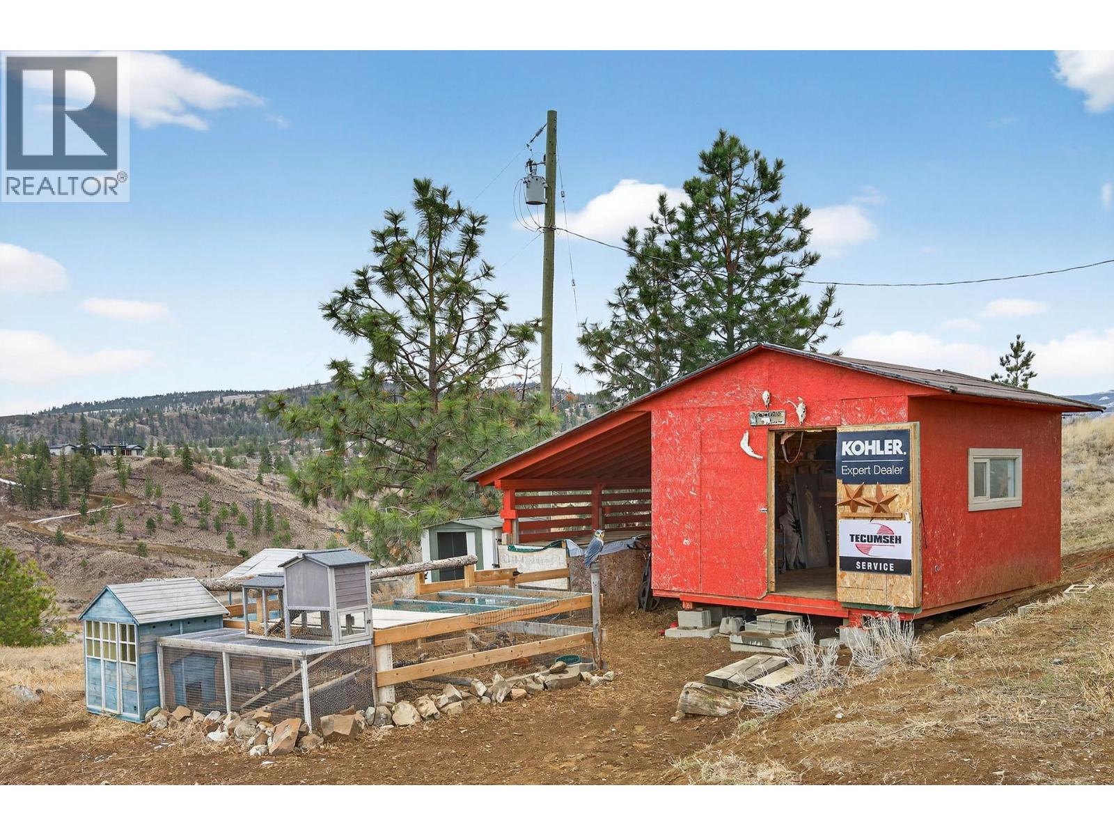 524 DEER Drive - 73
