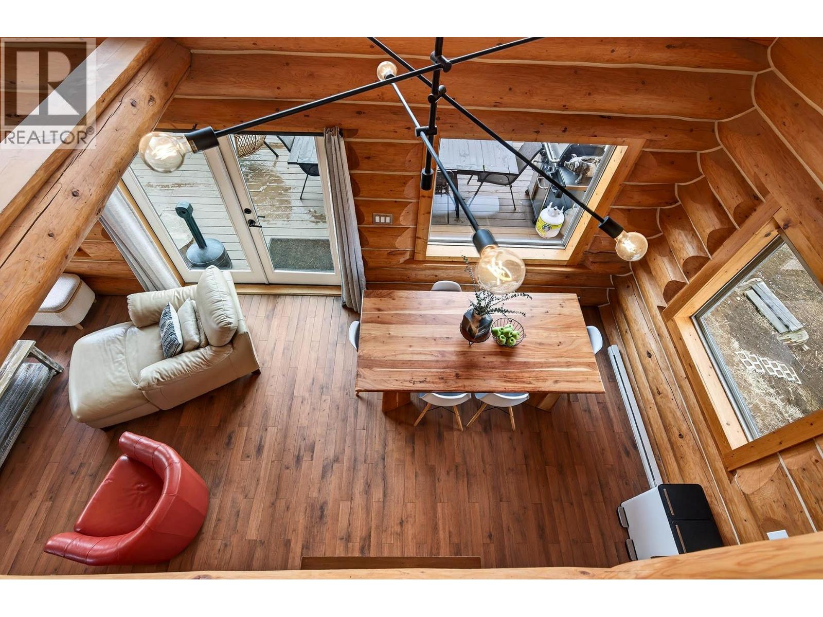 524 DEER Drive - 31