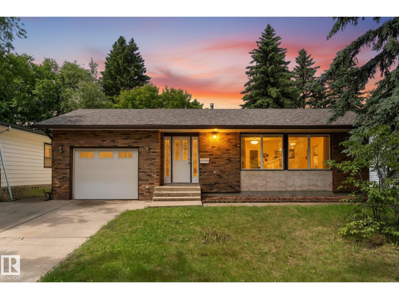 44 Arlington DR - 1