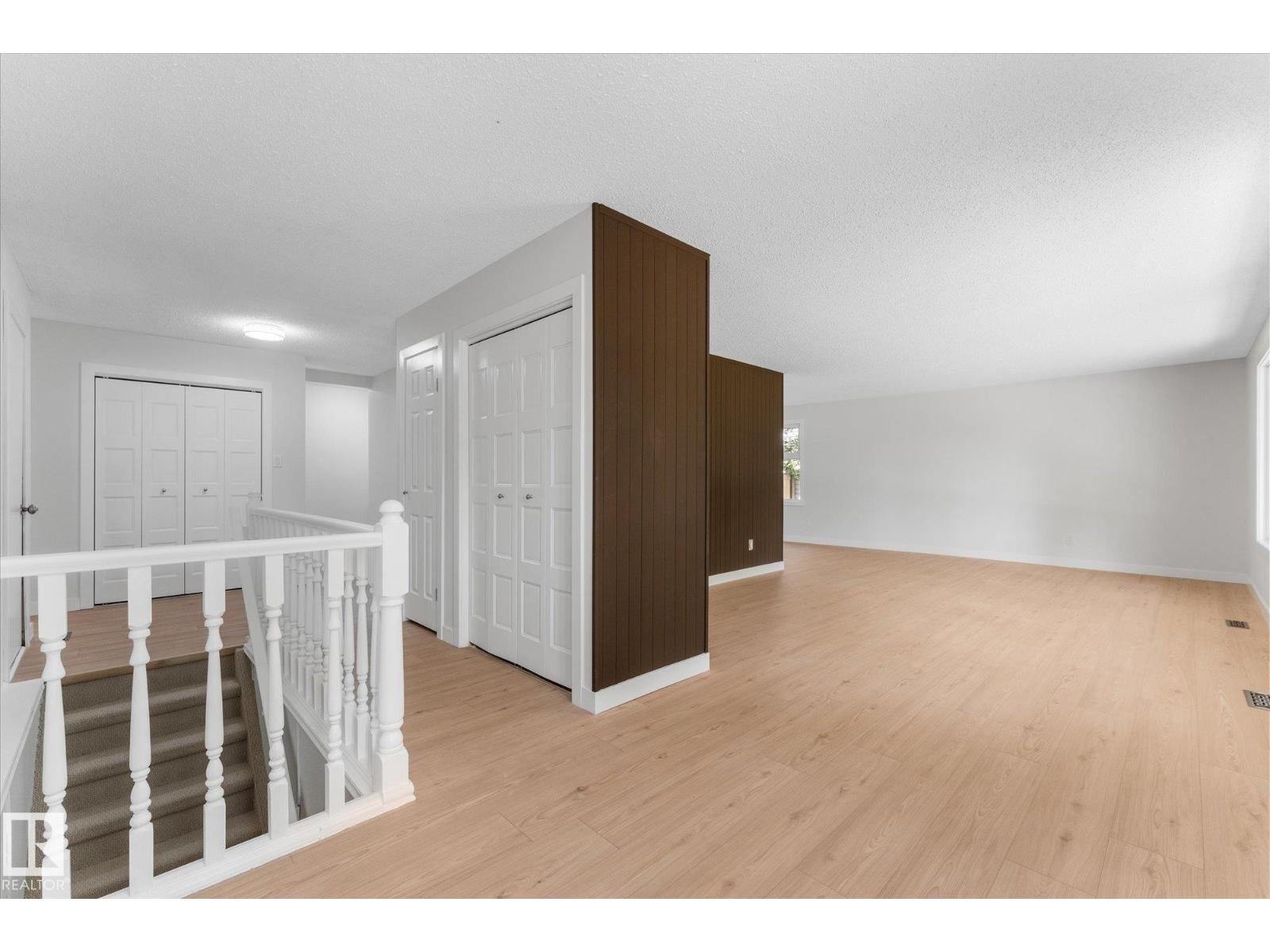44 Arlington DR - 14