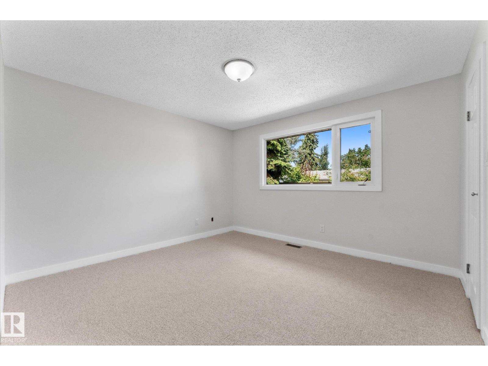 44 Arlington DR - 15