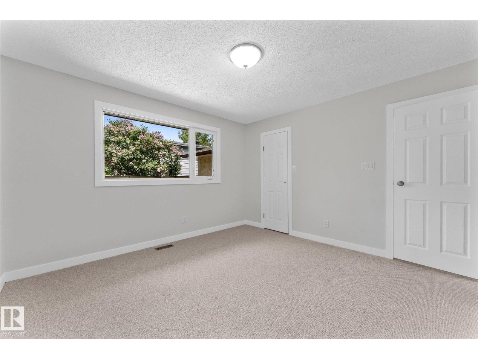 44 Arlington DR - 16