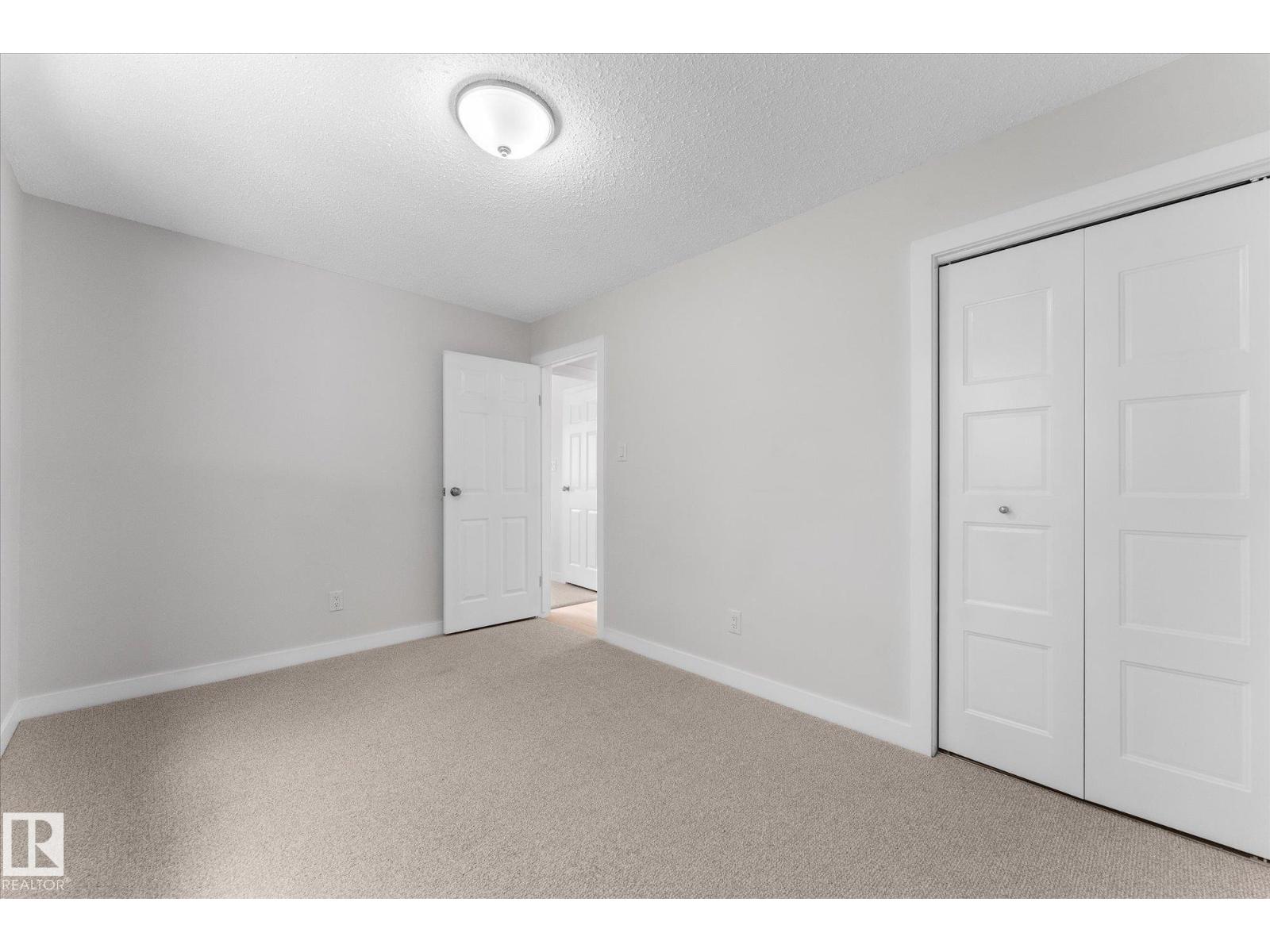 44 Arlington DR - 21