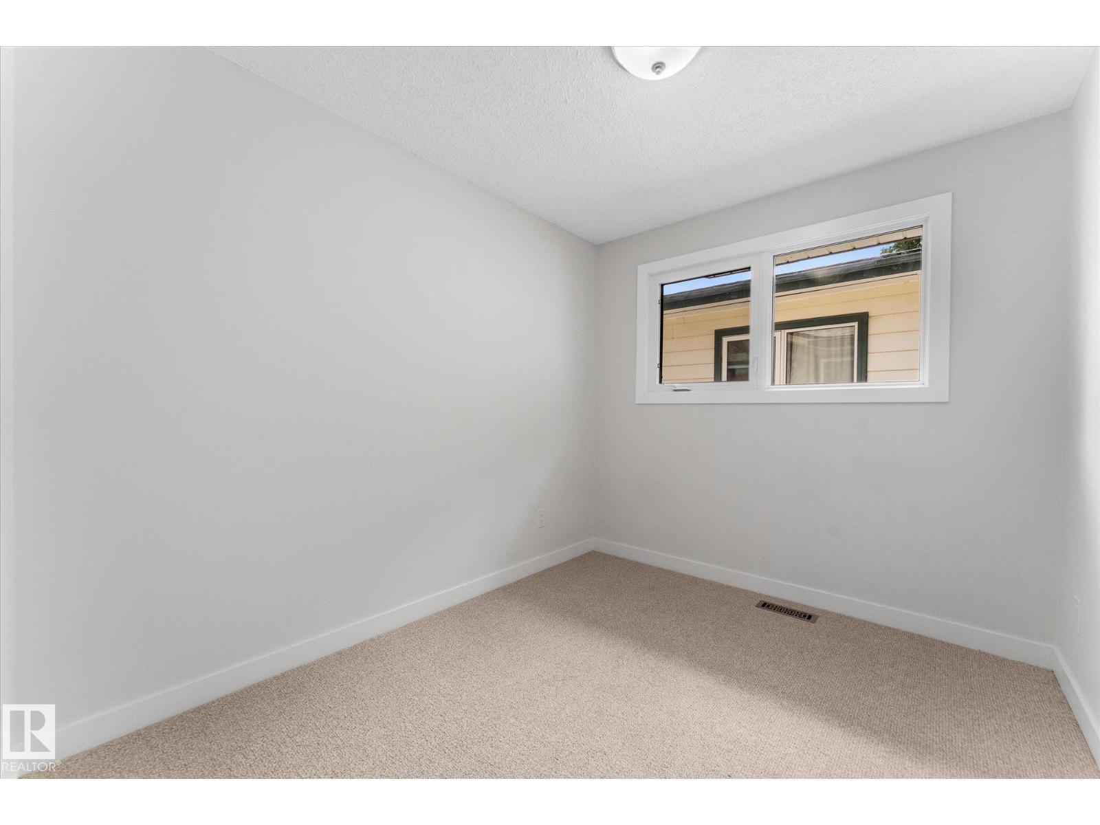 44 Arlington DR - 22