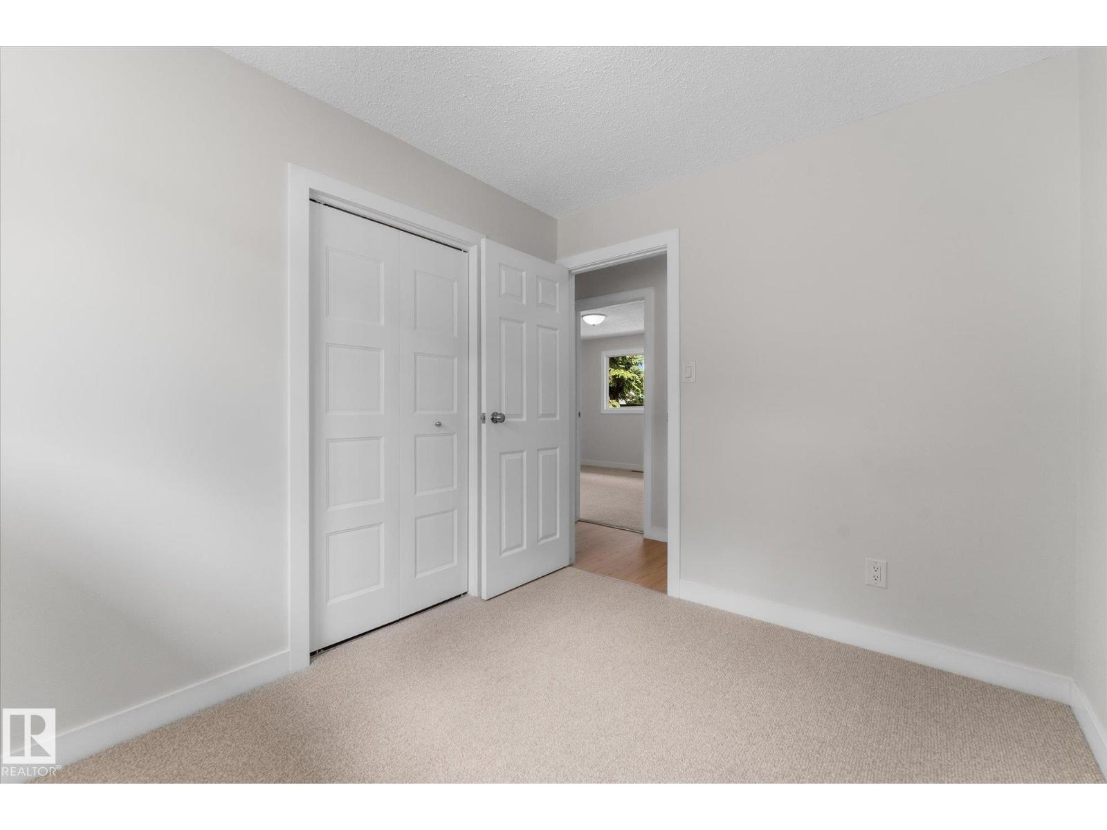 44 Arlington DR - 23