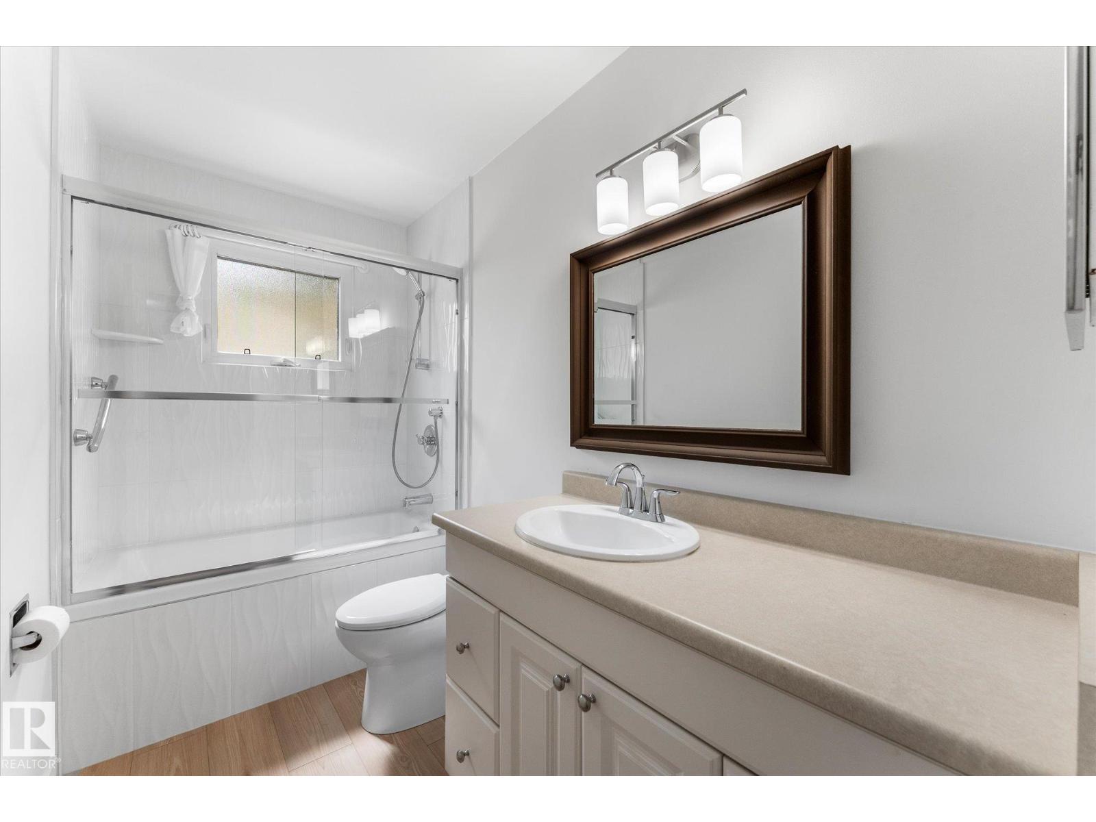 44 Arlington DR - 24