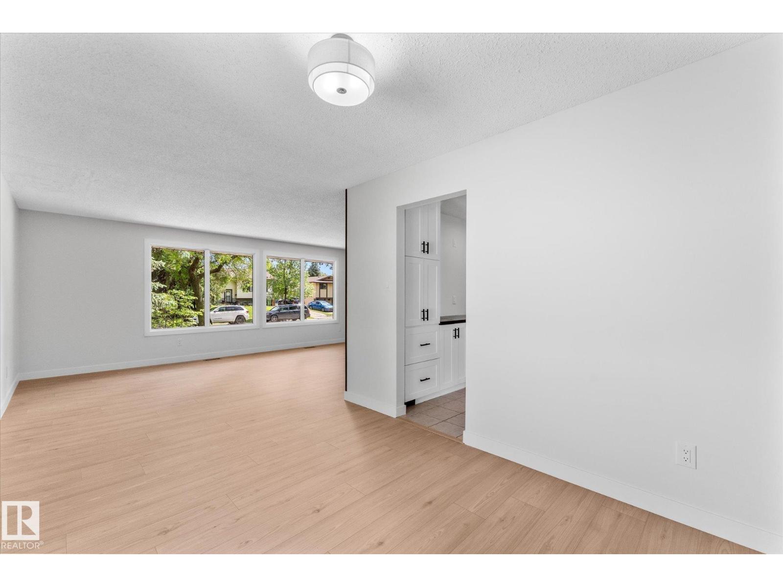 44 Arlington DR - 9