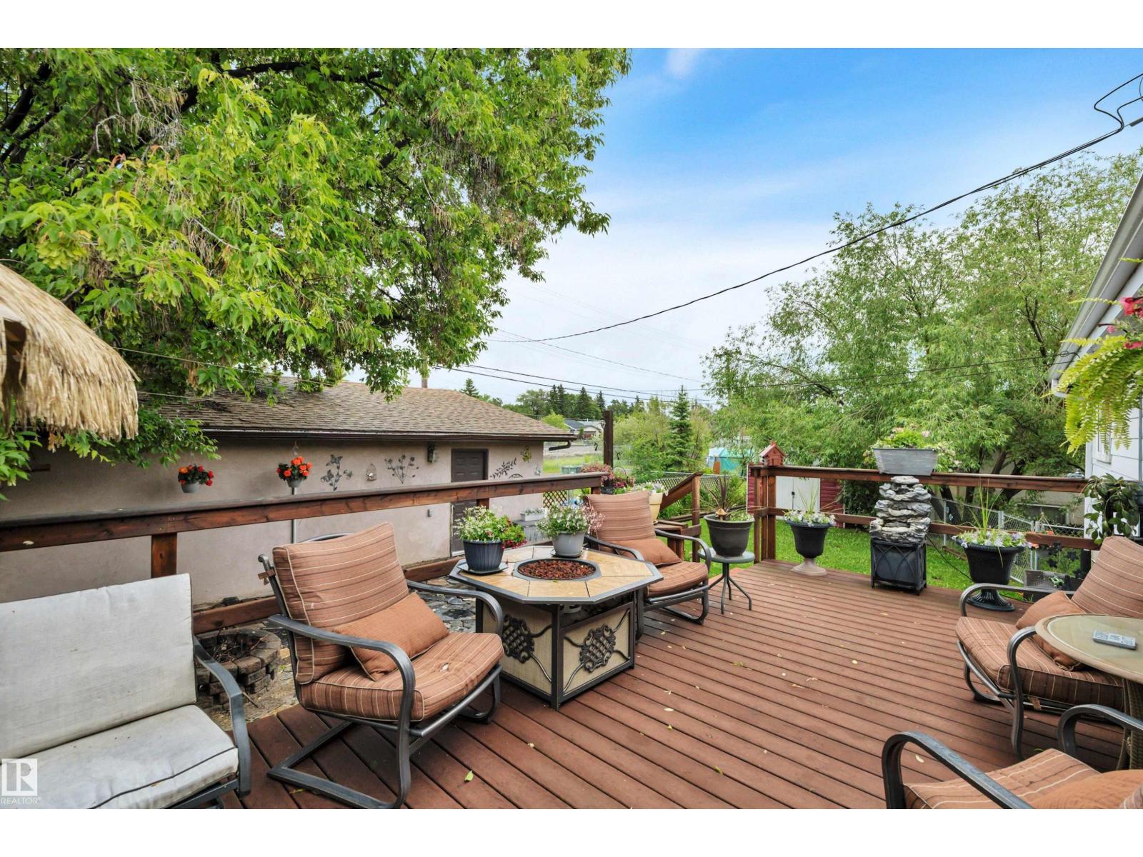 4207 47 ST - 38