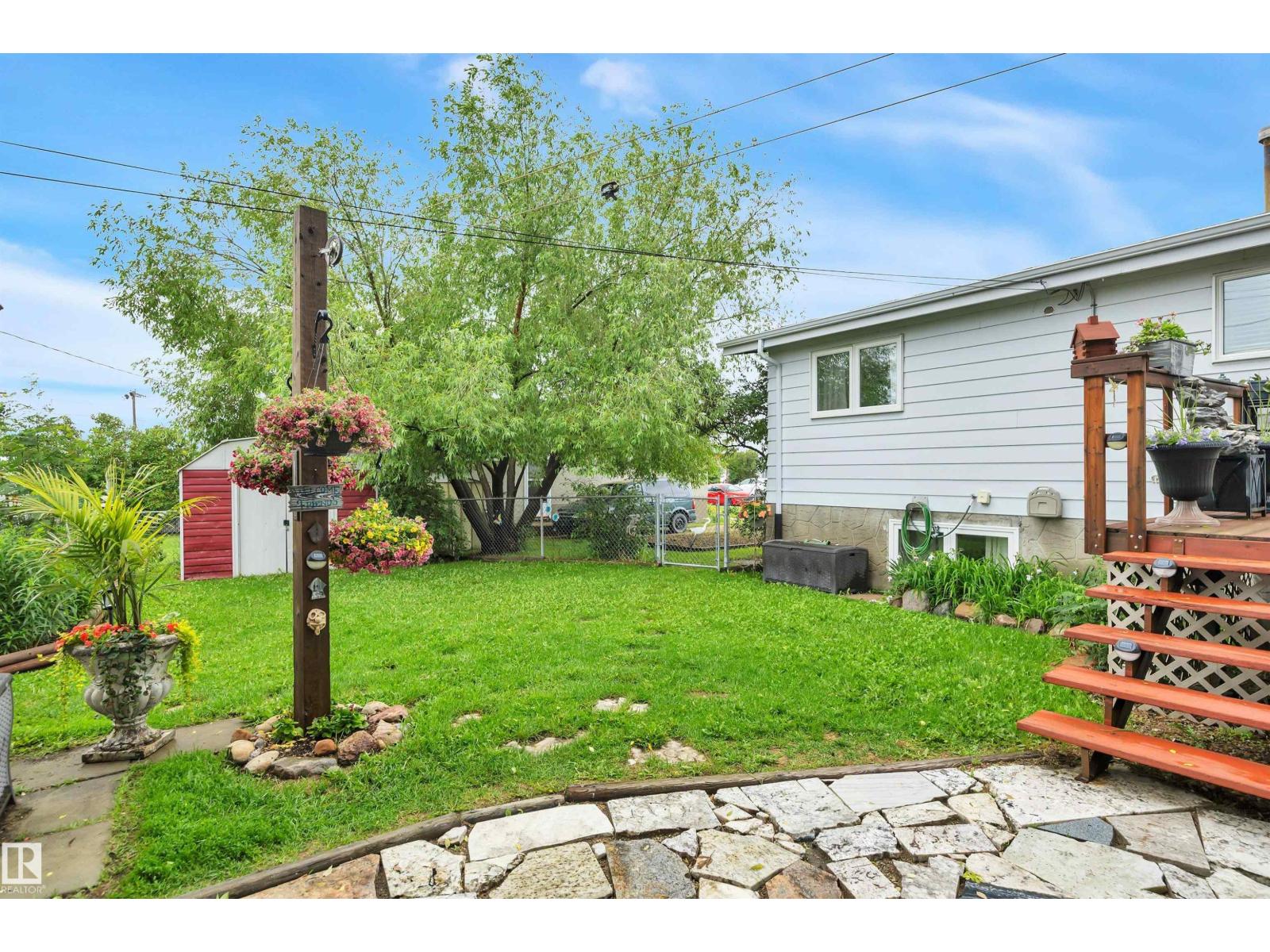 4207 47 ST - 41