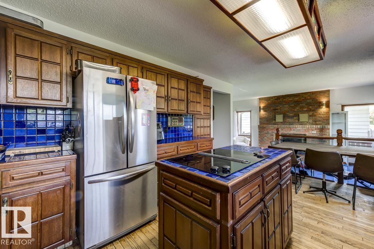 6819 10 Av NW - 17