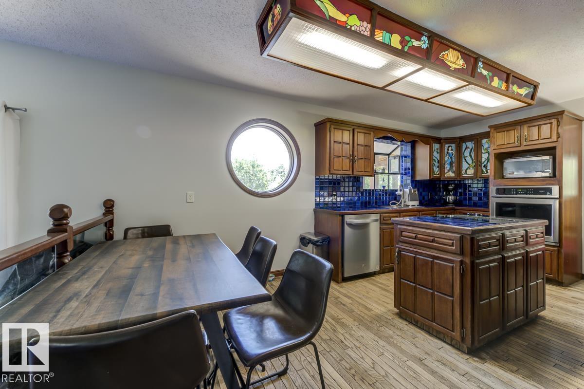 6819 10 Av NW - 18