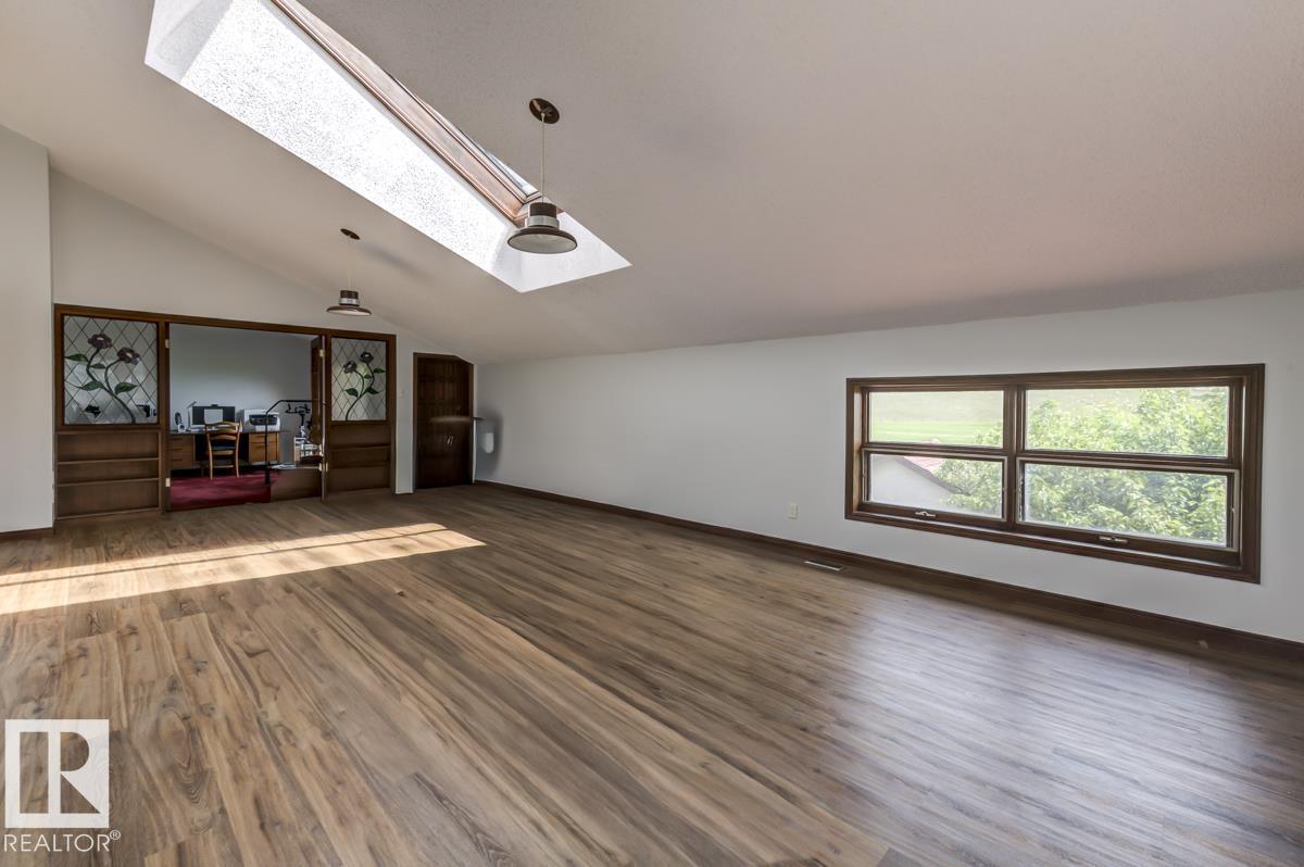 6819 10 Av NW - 32
