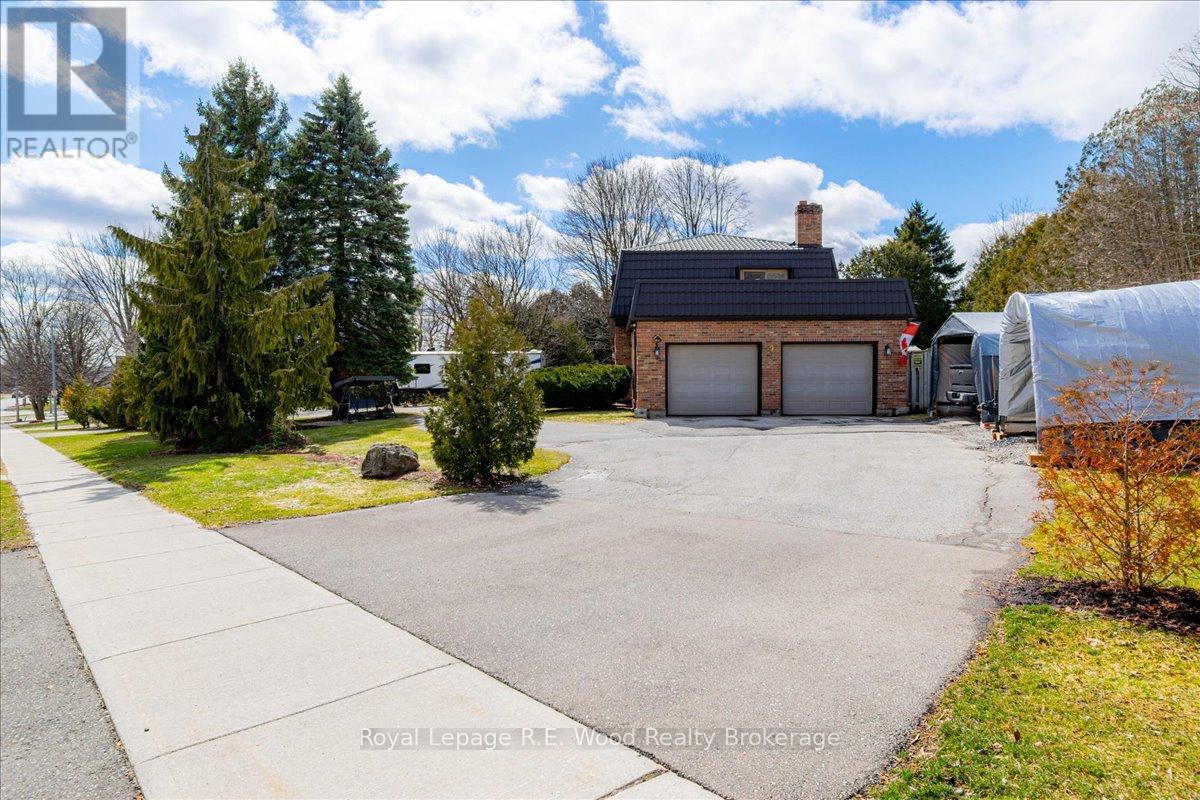 9 WOODCOCK DRIVE - 6