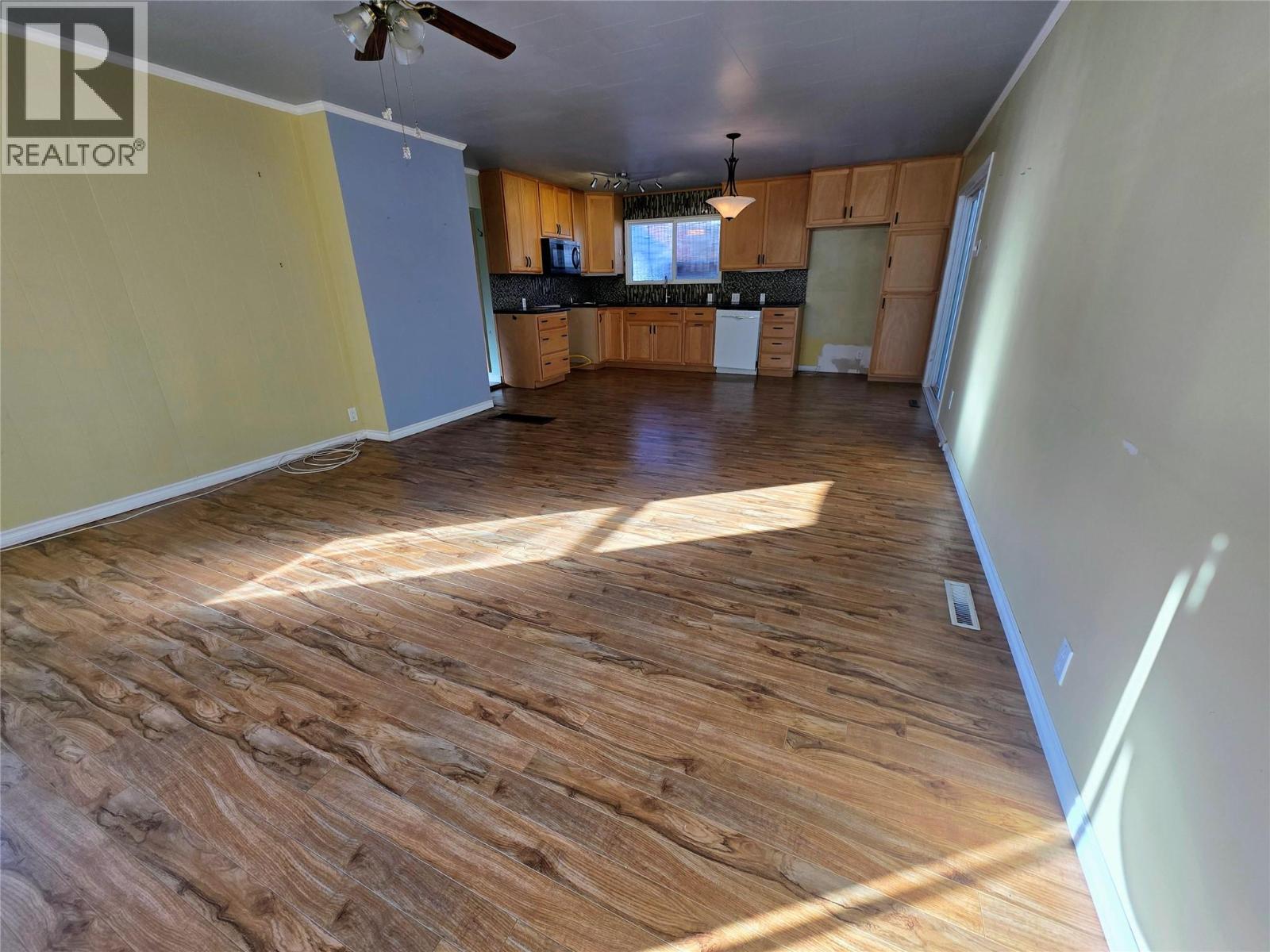 1866 COLE Street - 6