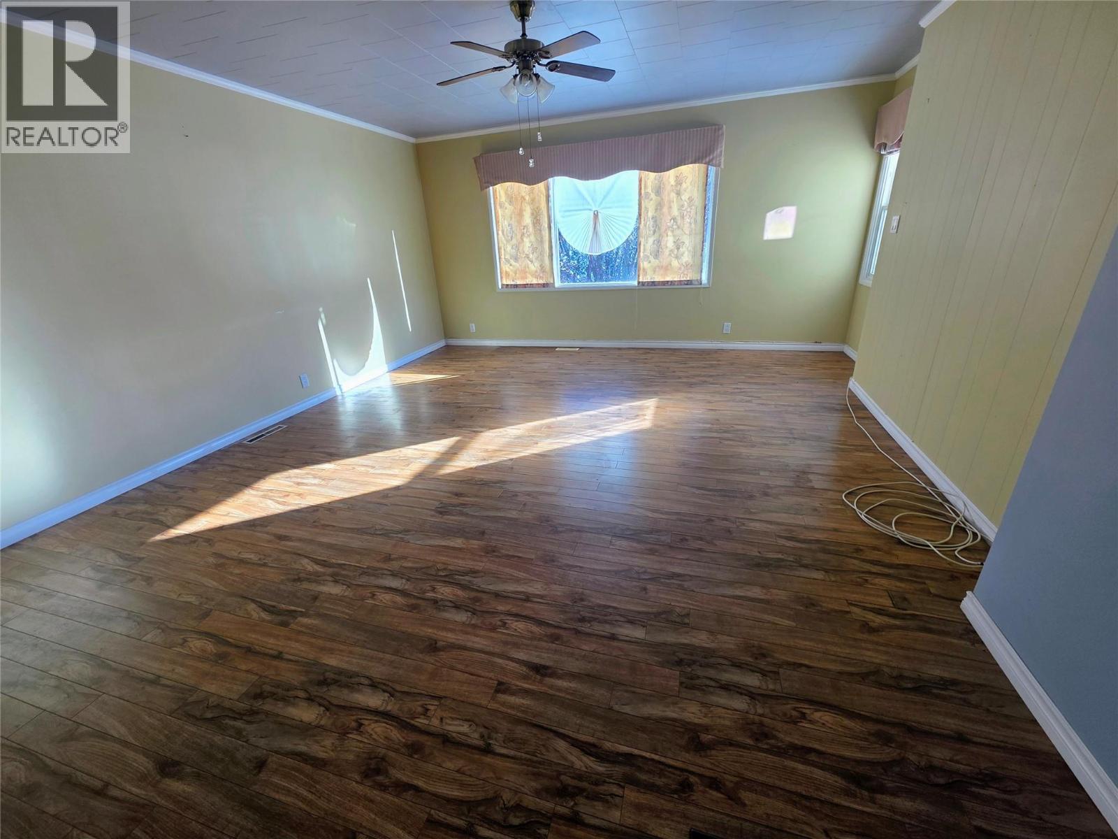 1866 COLE Street - 4