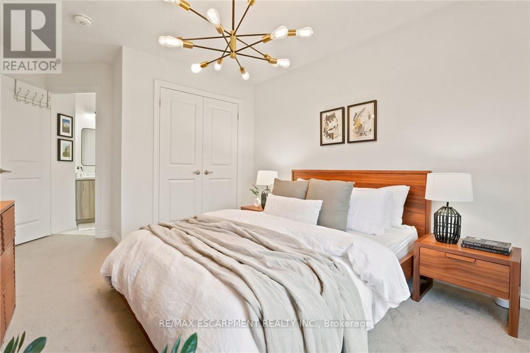 104 DRYDEN LANE - 14