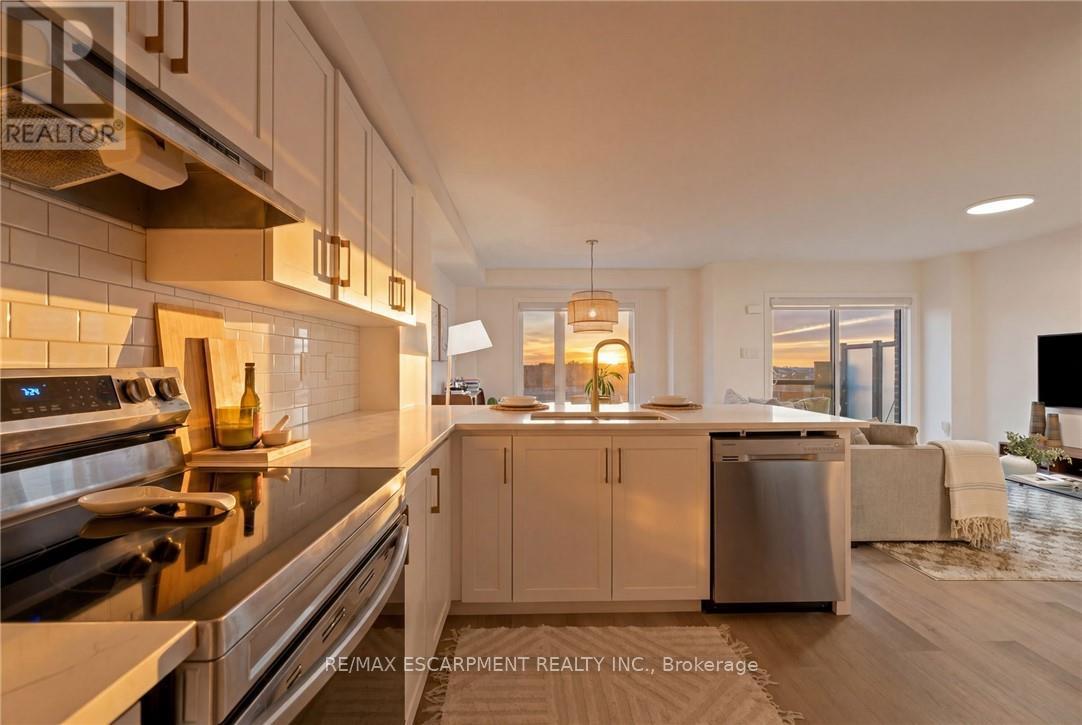 104 DRYDEN LANE - 11