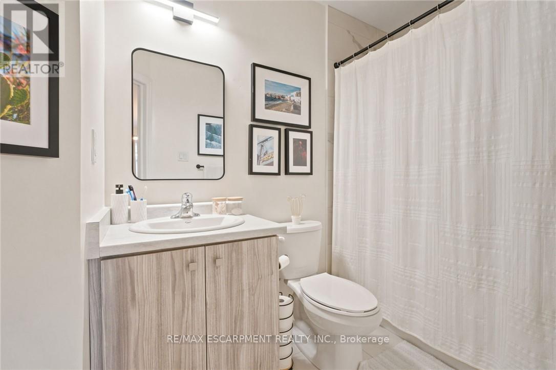 104 DRYDEN LANE - 16