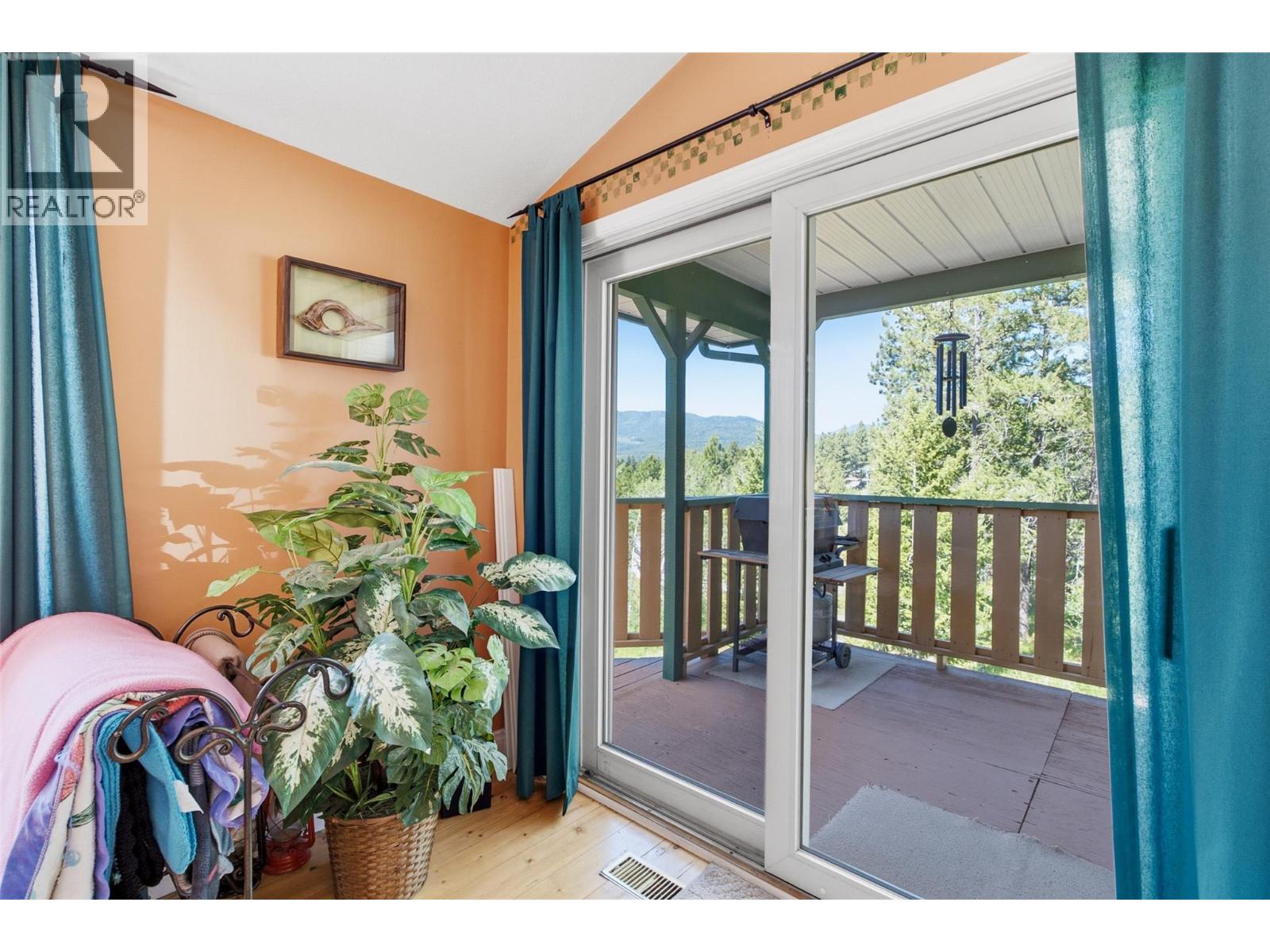  550 Kane Valley Road, Merritt