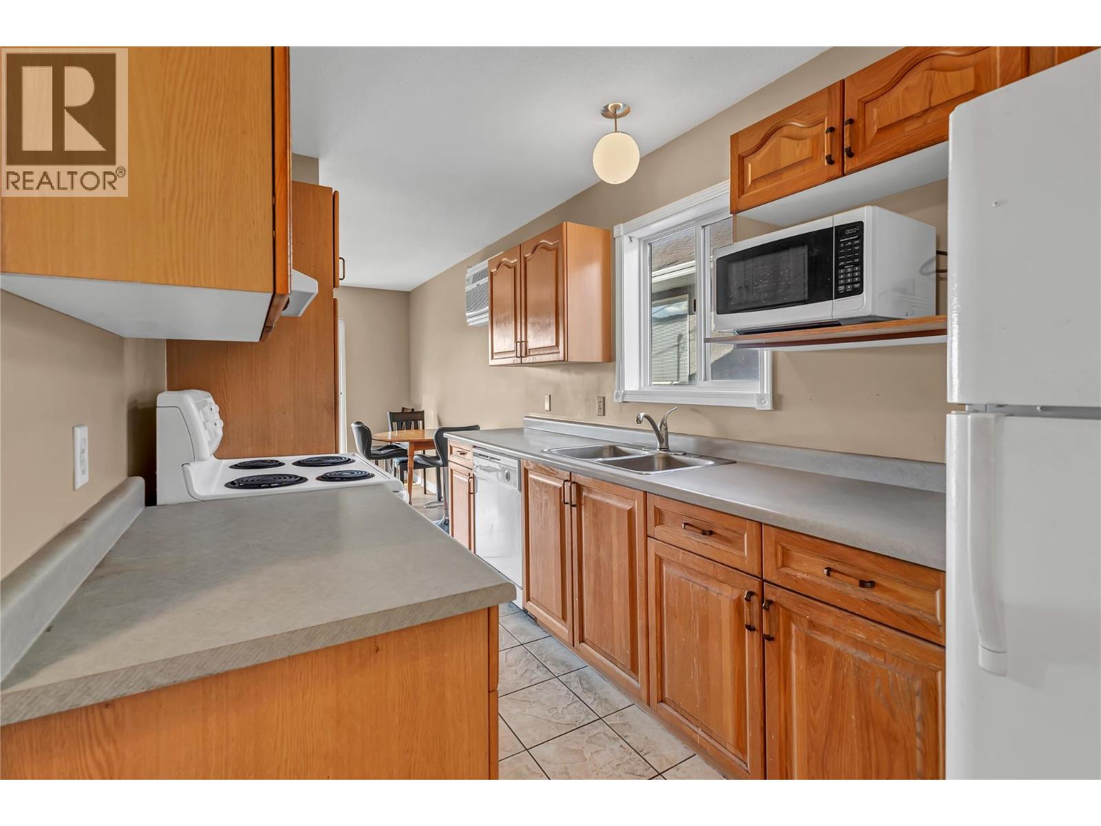 331 Sudbury Avenue - 7