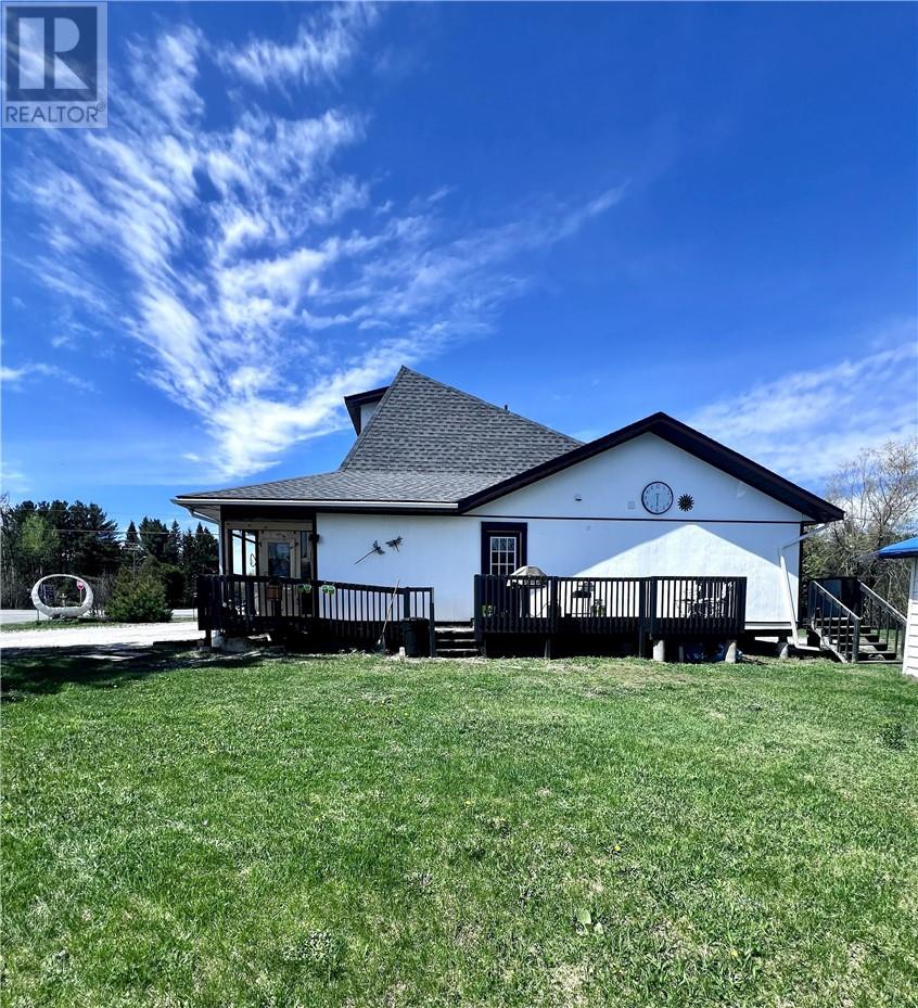 161 Highway 17 W - 3