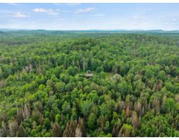 36 Ch. Becker, Gracefield, QC J0X1W0 Photo 45