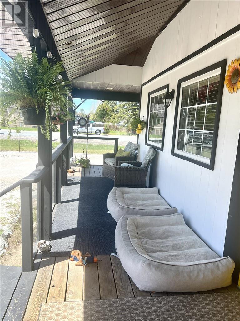 161 Highway 17 W - 9