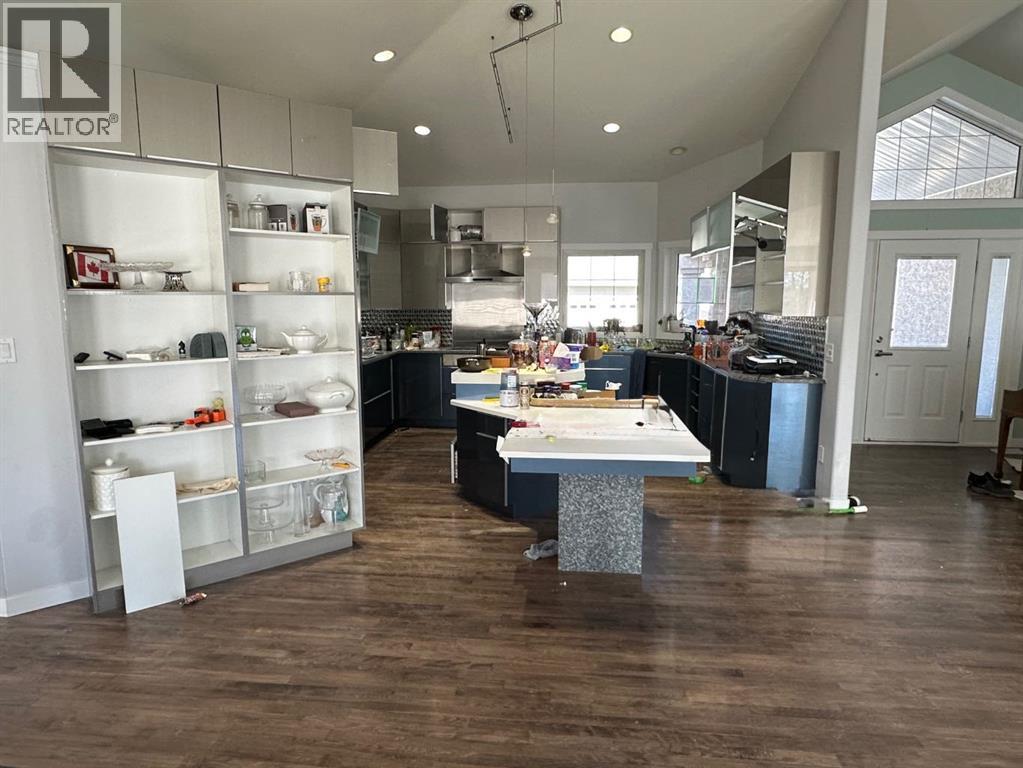 1711, 60017 Township Road 704A - 10