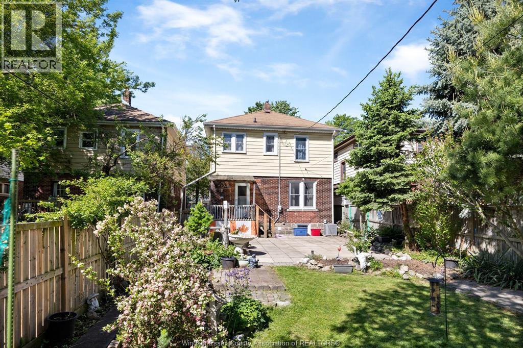 162 CAMERON AVENUE - 24