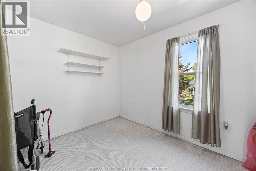 162 CAMERON AVENUE - 16