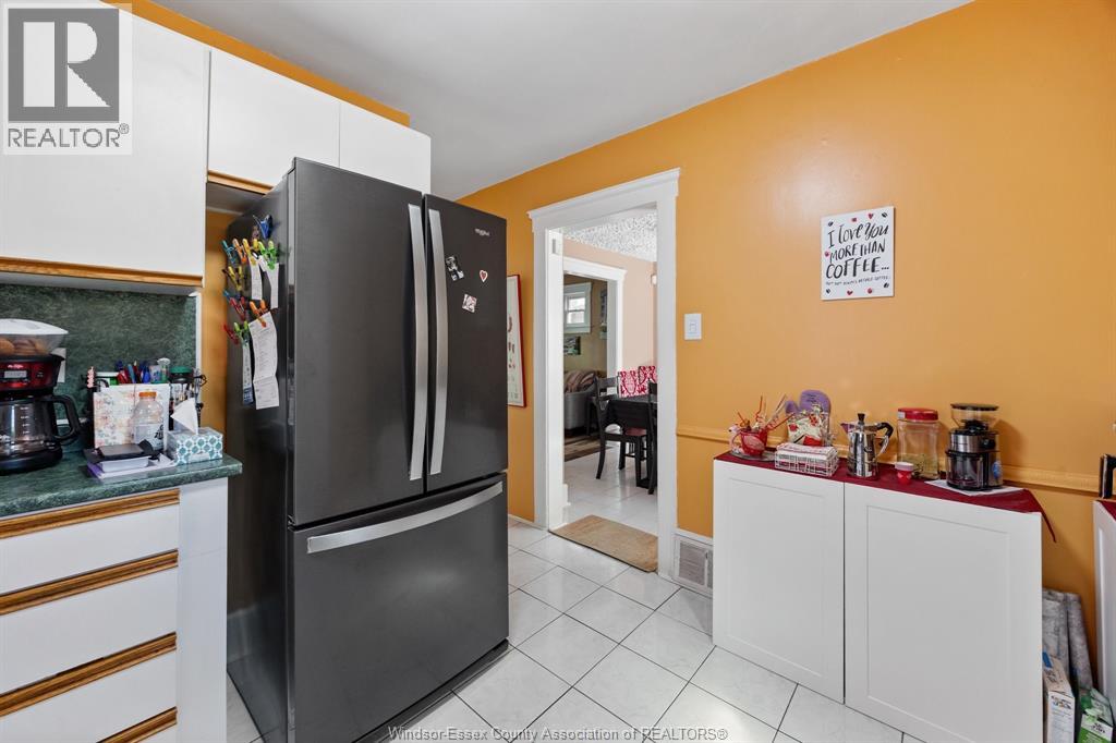 162 CAMERON AVENUE - 10