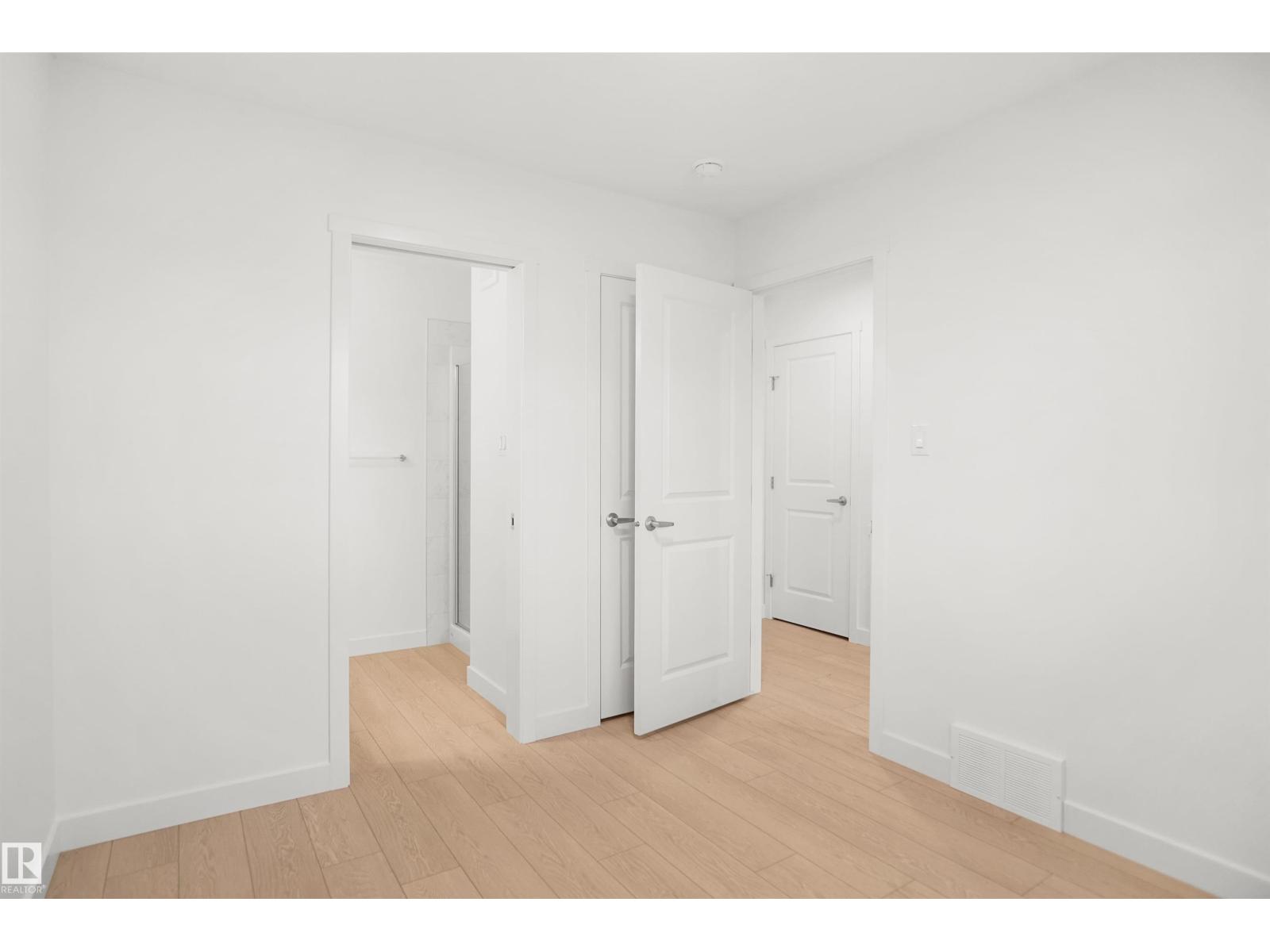 13137 214 ST NW - 4