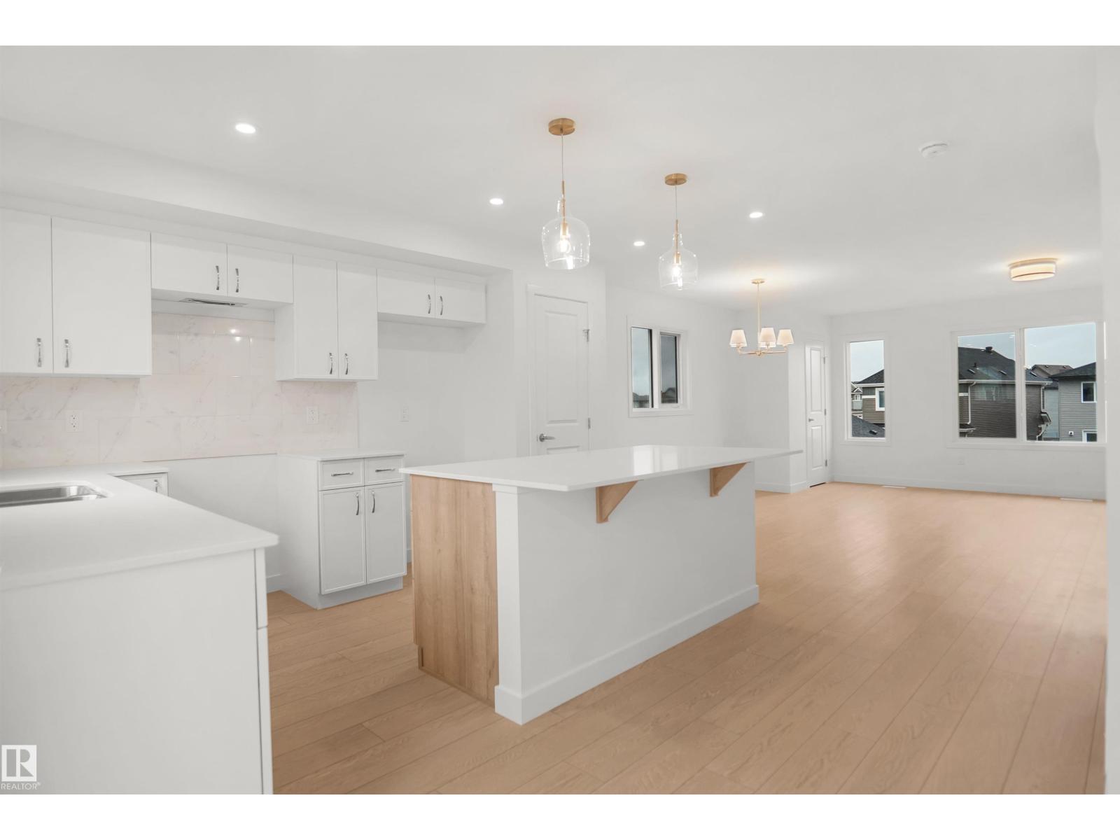 13137 214 ST NW - 13