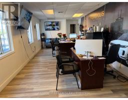 2471 Eglinton Avenue W, Toronto, ON M6M1S8 Photo 19