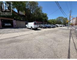 2471 Eglinton Avenue W, Toronto, ON M6M1S8 Photo 9