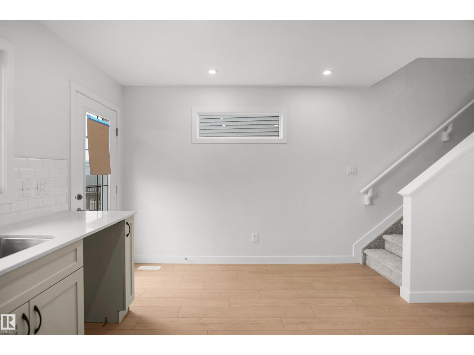 13133 214 ST NW - 18